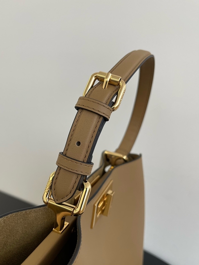 フェンディバッグ内部構造